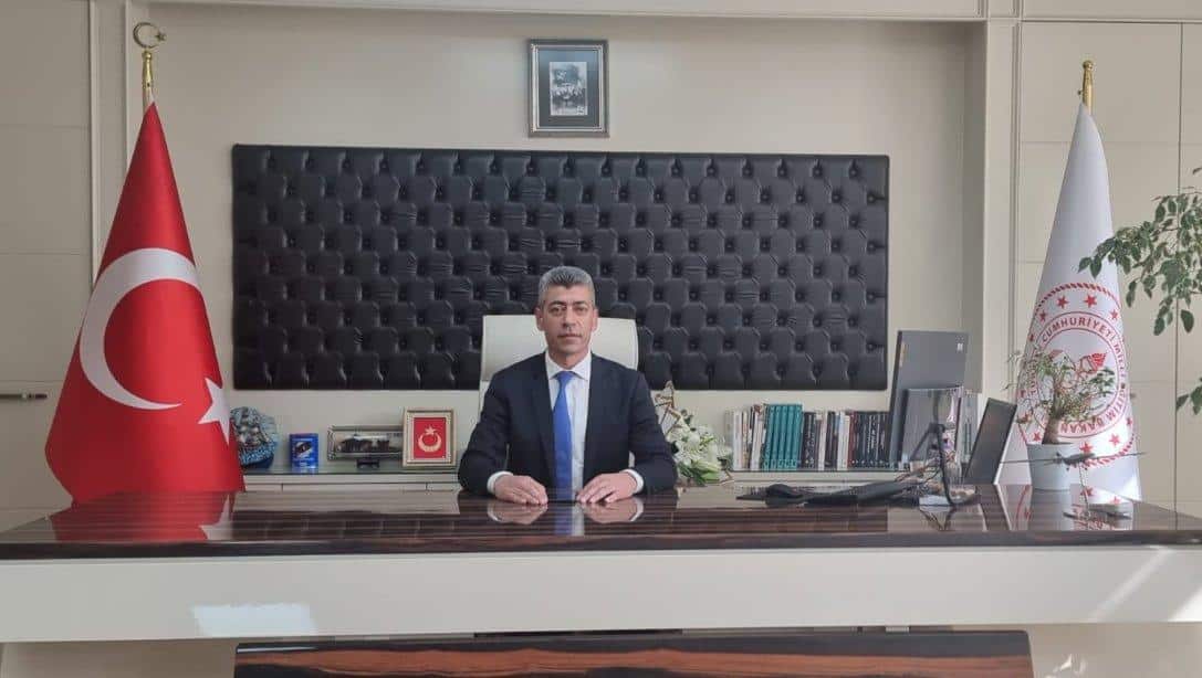 Ataşehir İlçe Milli Eğitim Müdürlüğüne Atanan Yeni İlçe Milli Eğitim Müdürümüz Sayın İsmail YILDIRIM, 05 Ekim 2023 Tarihi İtibariyle Göreve Başlamıştır.