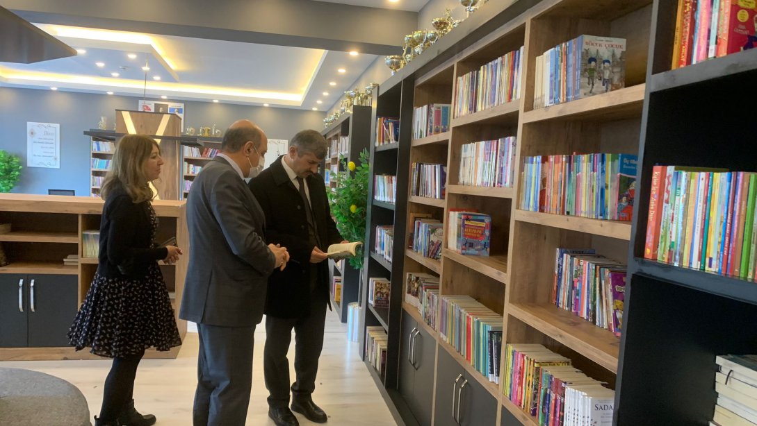 İlçe Milli Eğitim Müdürümüz Sn. İsmail GÜNDAY Kütüphaneler Haftası Etkinlikleri Kapsamında TEB Ataşehir Ortaokulu Kütüphanesini Ziyaret Etti
